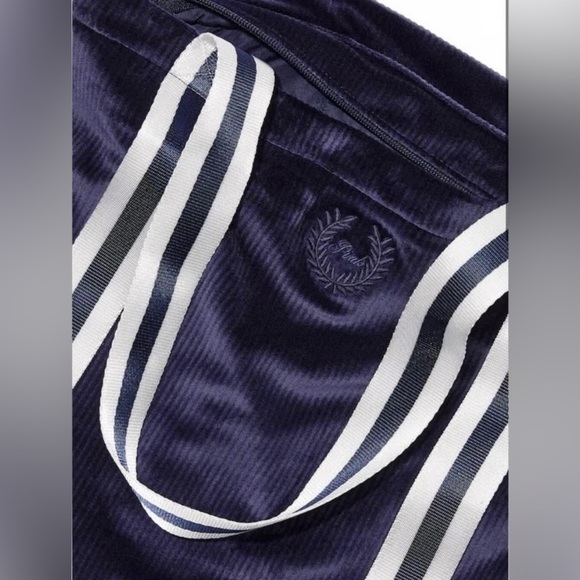 NEW Victoria's Secret PINK Ribbed Velour Tote - Navy Blue & White - Zippered Bag - Picture 2 of 6
